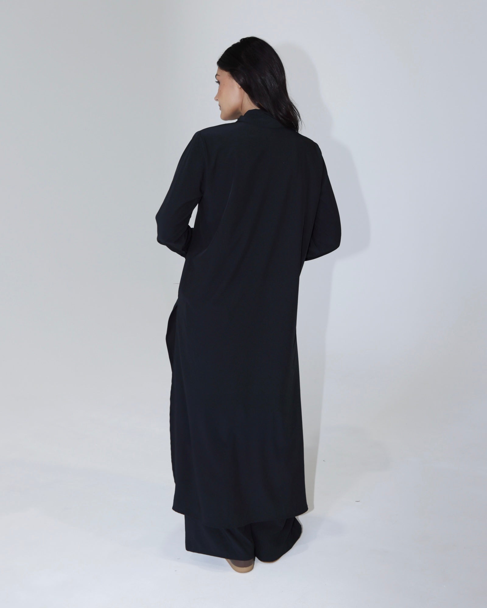The 208 Snap Maxi Shirt // Black