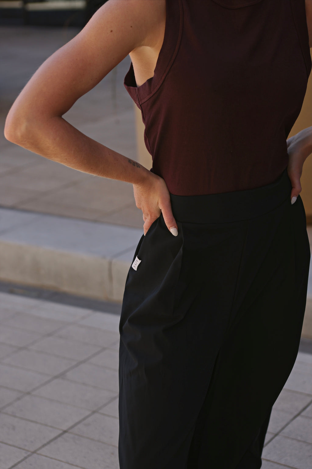 The 203 Spray Pullover // Black